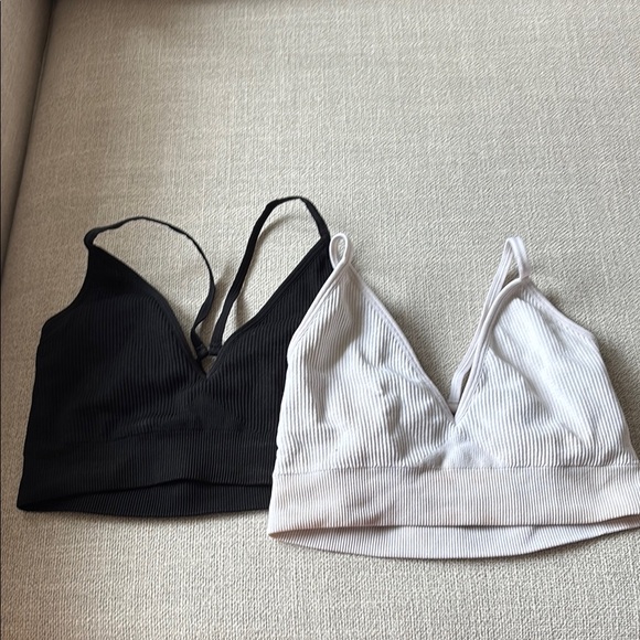 Glimpse Ribbed Seamless Bra - Picture 1 of 5